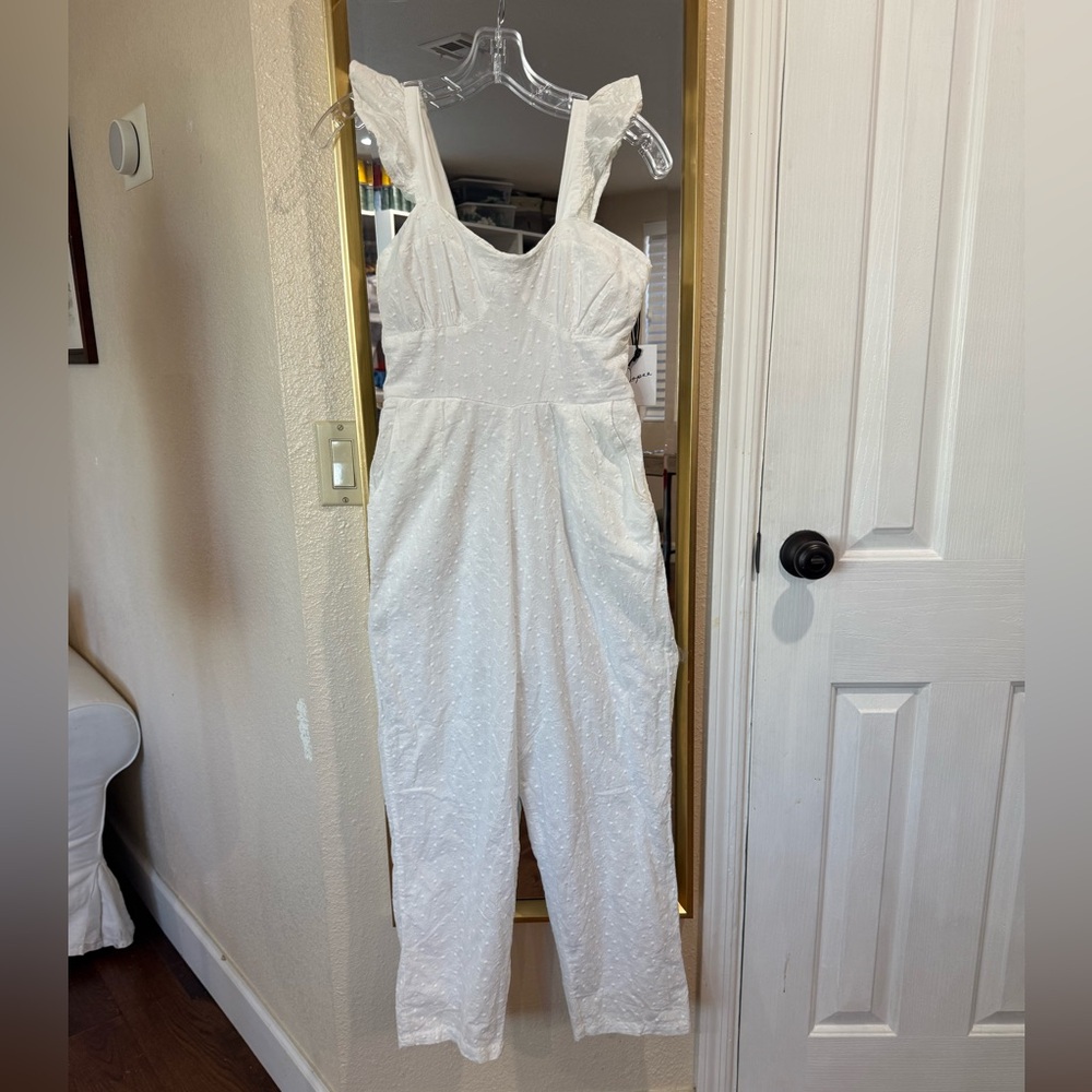 NWT Japna Small White Eyelet Jumpsuit with Flutter Sleeves